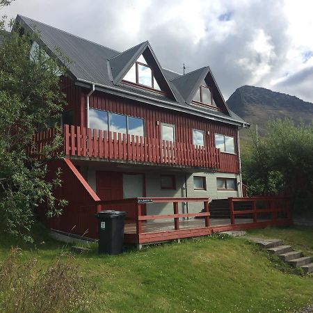 Solbakki Pension Flateyri Buitenkant foto