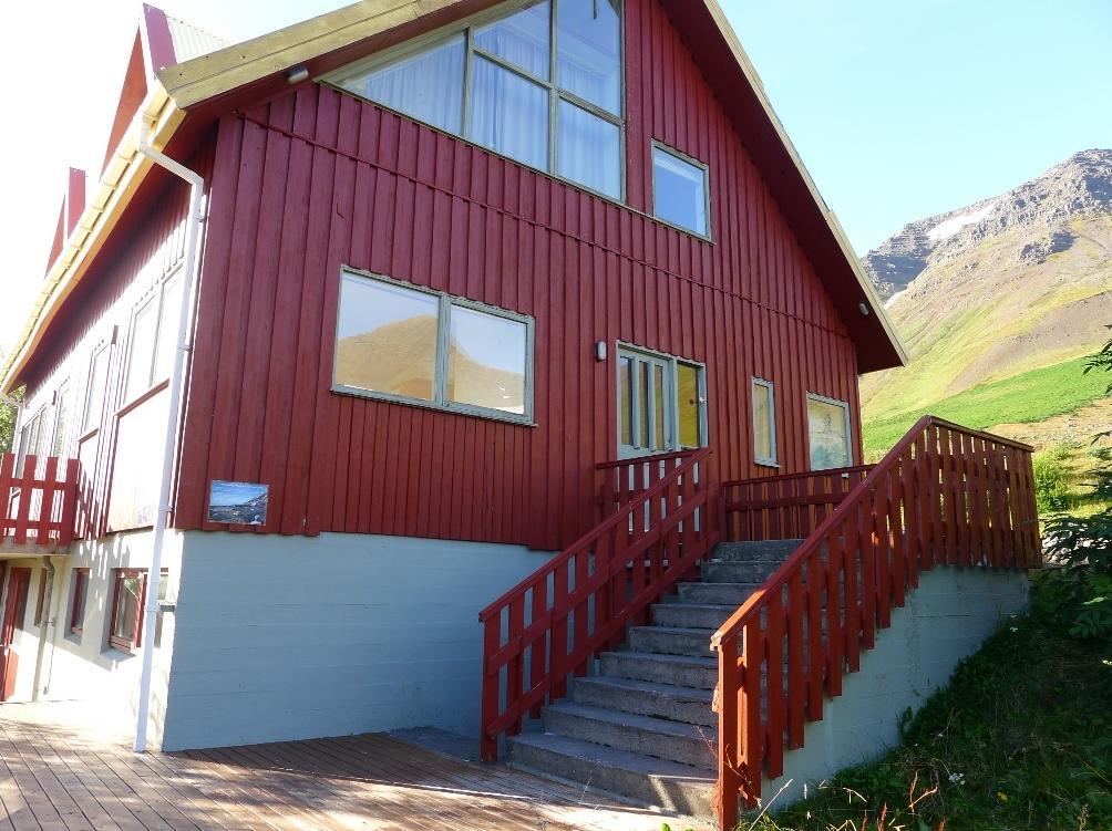 Solbakki Pension Flateyri Buitenkant foto